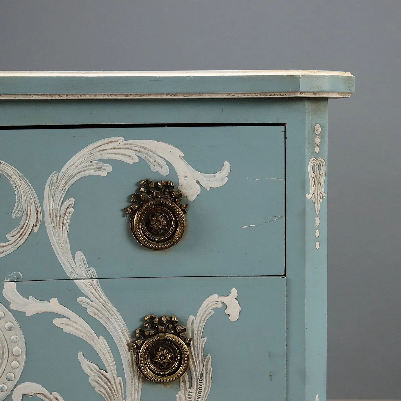 Carved and lacquered mahogany chest of drawers, 20th century 6