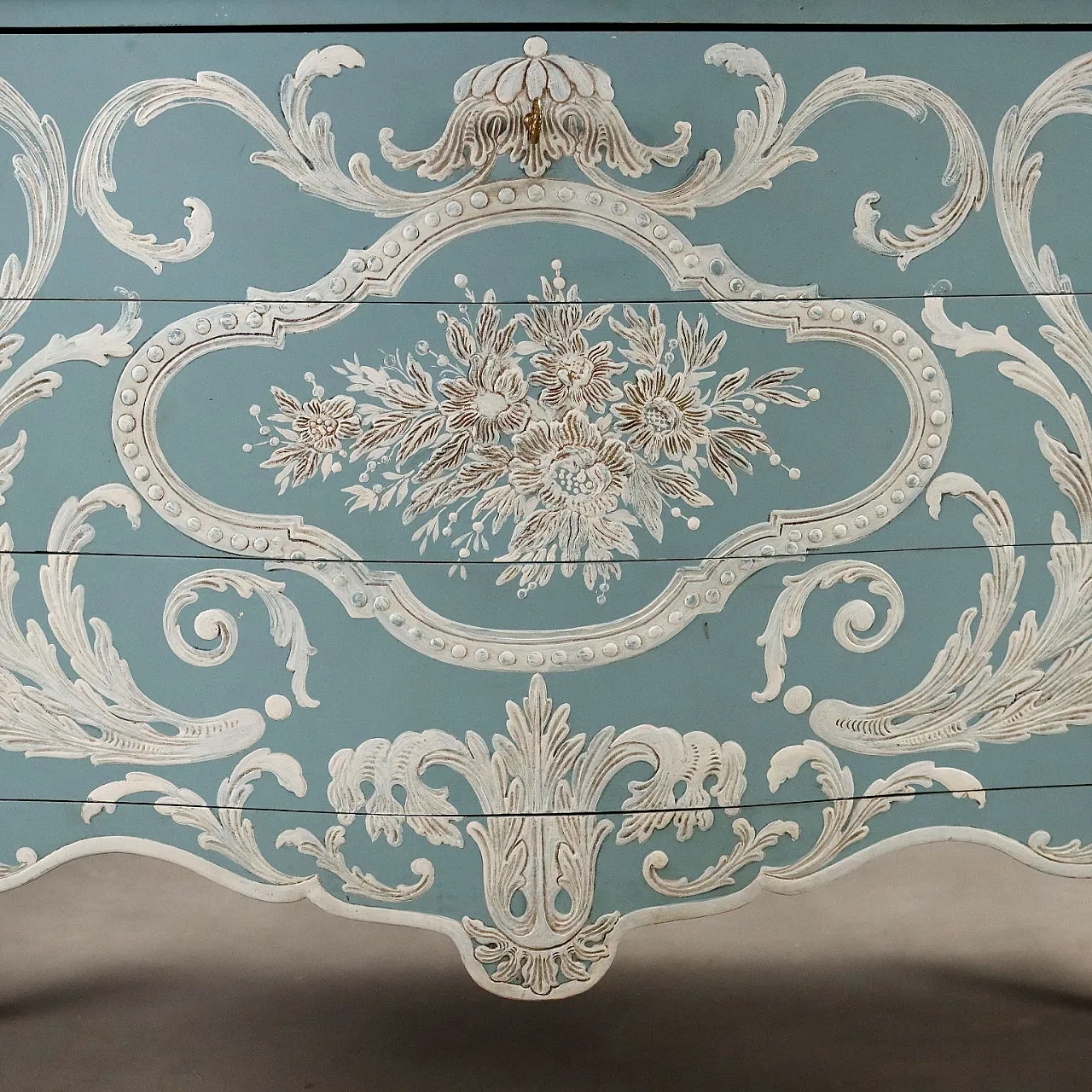 Carved and lacquered mahogany chest of drawers, 20th century 7