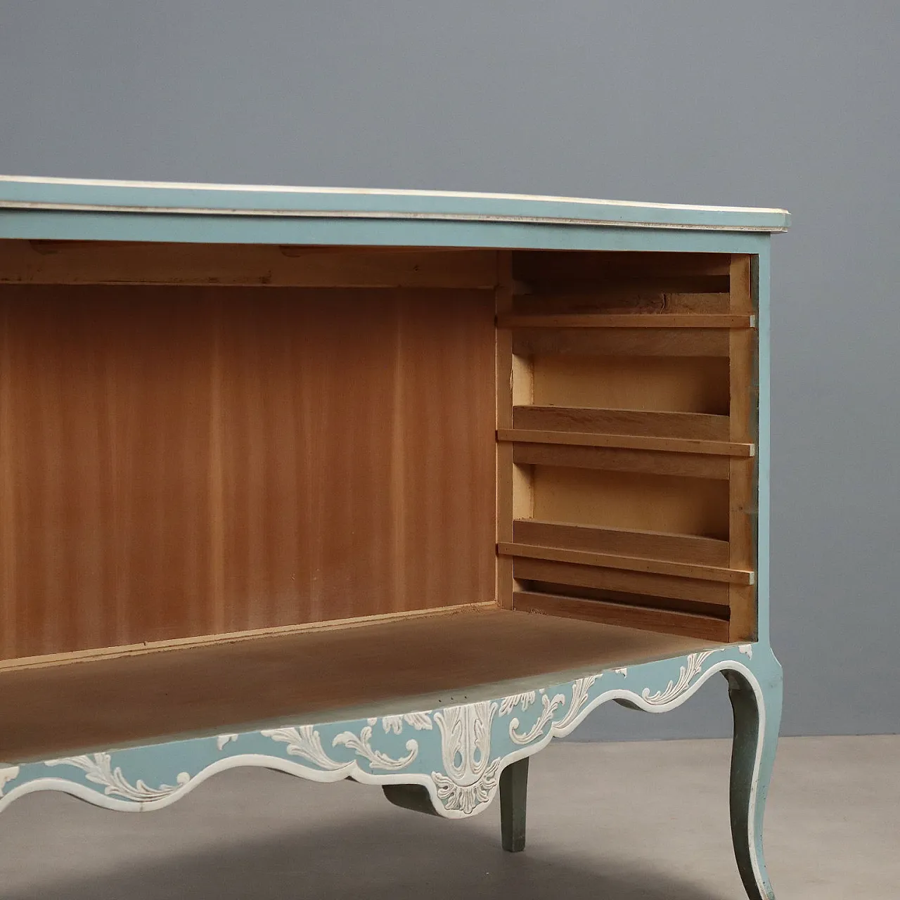 Carved and lacquered mahogany chest of drawers, 20th century 10