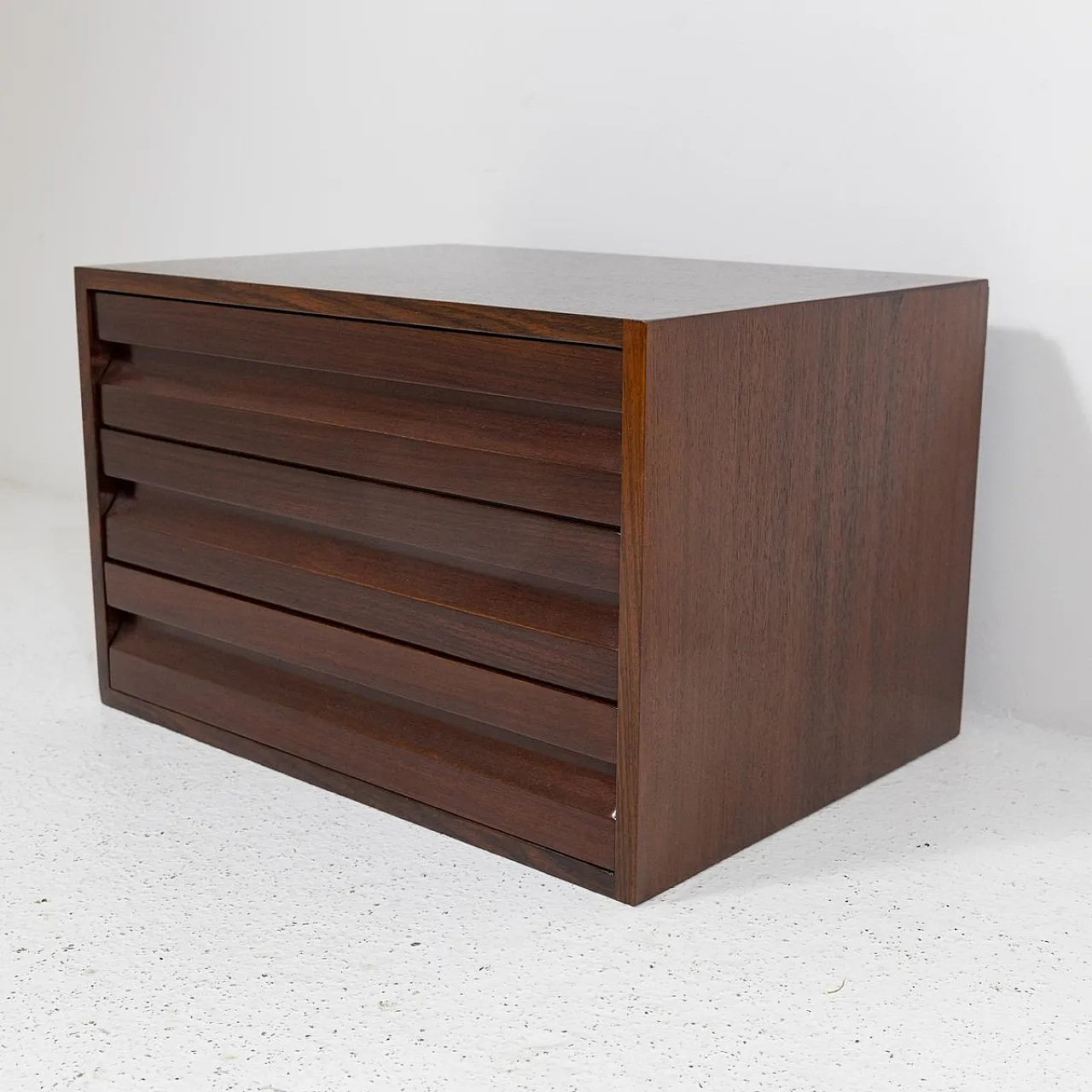 Pair of suspended bedside tables by Tecno, 1950s 10