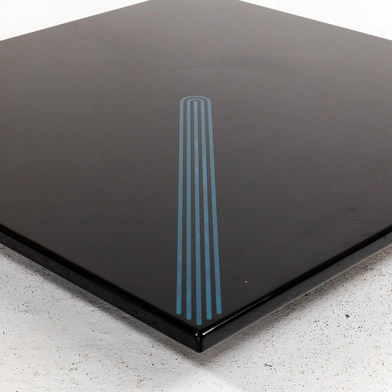 Large black lacquered coffee table by Saporiti Italia, 1970s 5