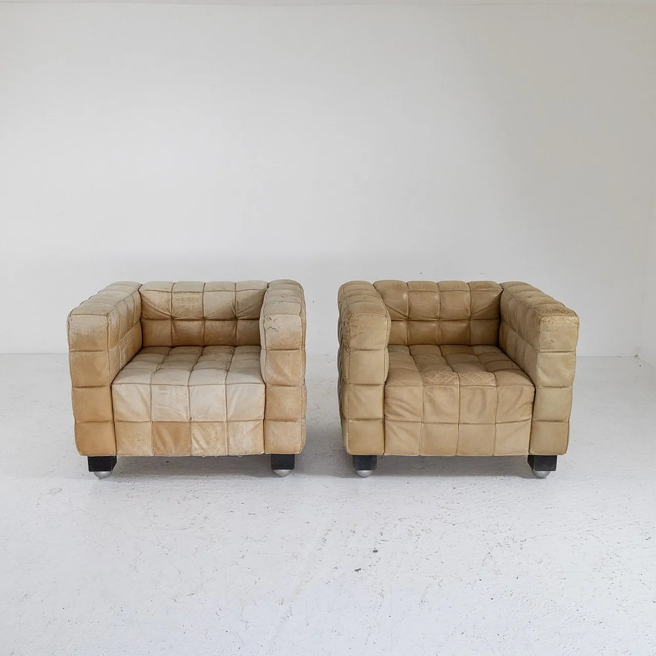 Coppia di Poltrone Kubus di Josef Hoffmann per Wittmann, fine '800 1