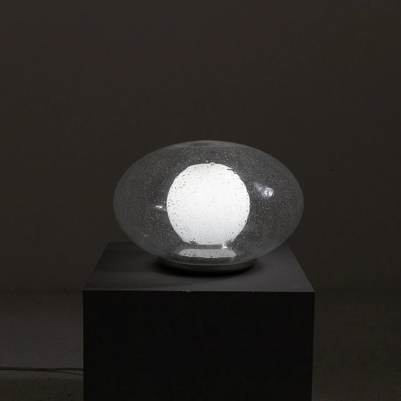 Pulegoso glass table lamp, 1960s 5
