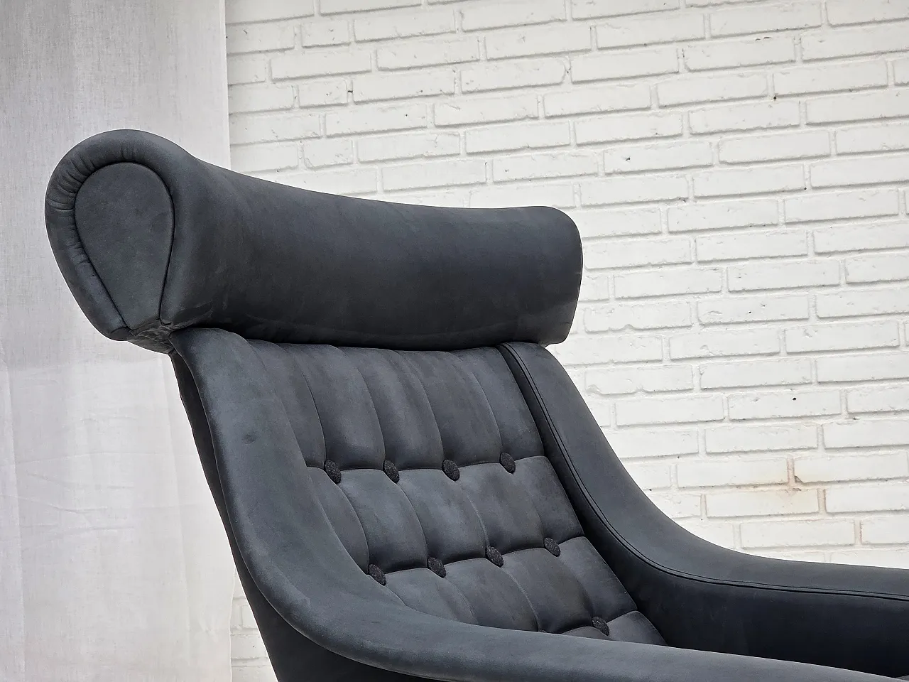 1970s, Danish design by Illum Wikkelsø, reupholstered, leather. 4