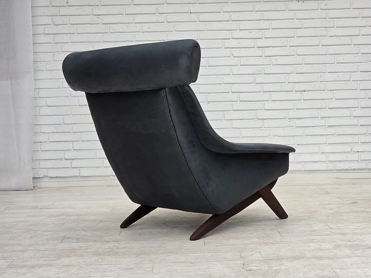 1970s, Danish design by Illum Wikkelsø, reupholstered, leather. 12