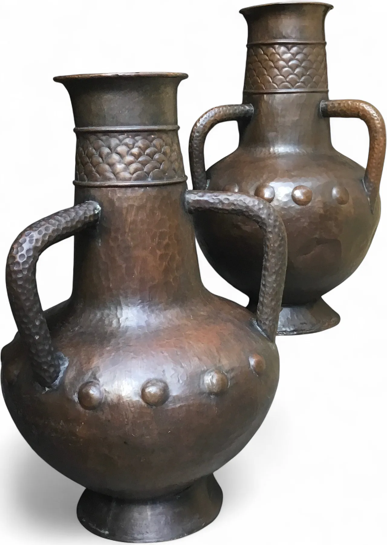 Pair of large sculptural copper amphorae, anni '20 10