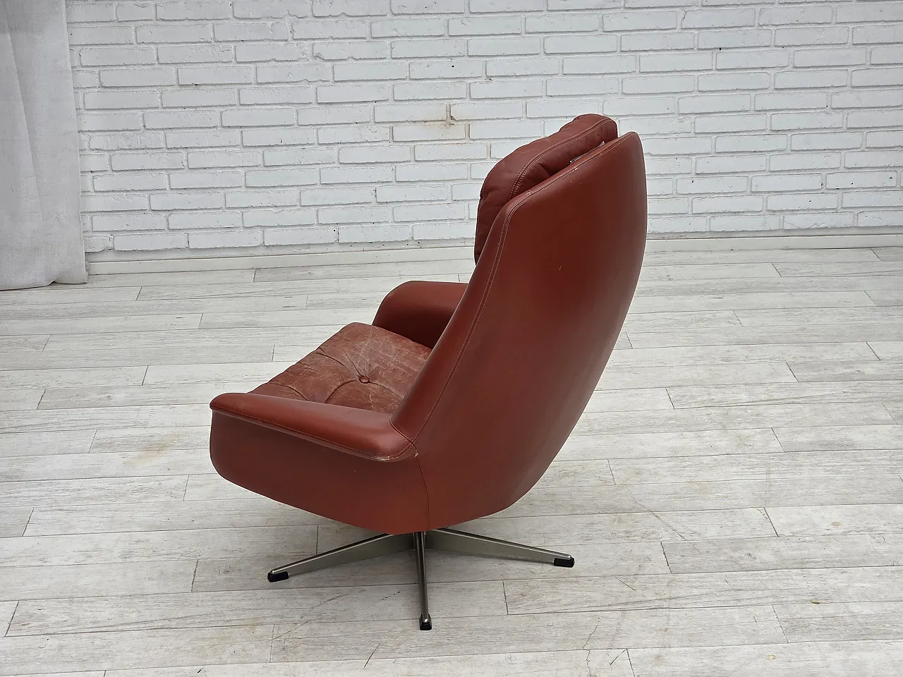 1970s, Danish design by H.W.Klein, swivel armchair, furniture leather. 13