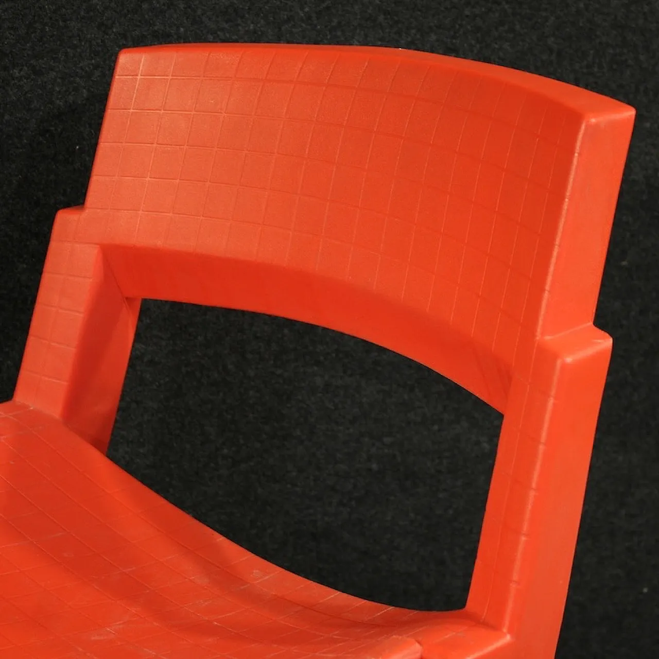 Pair of red City model chairs by Lucci & Orlandini for Lamm, 80s 6
