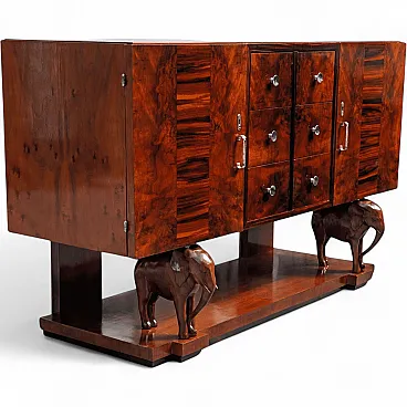 Credenza Art Déco siciliana in legno con elefanti scolpiti a mano