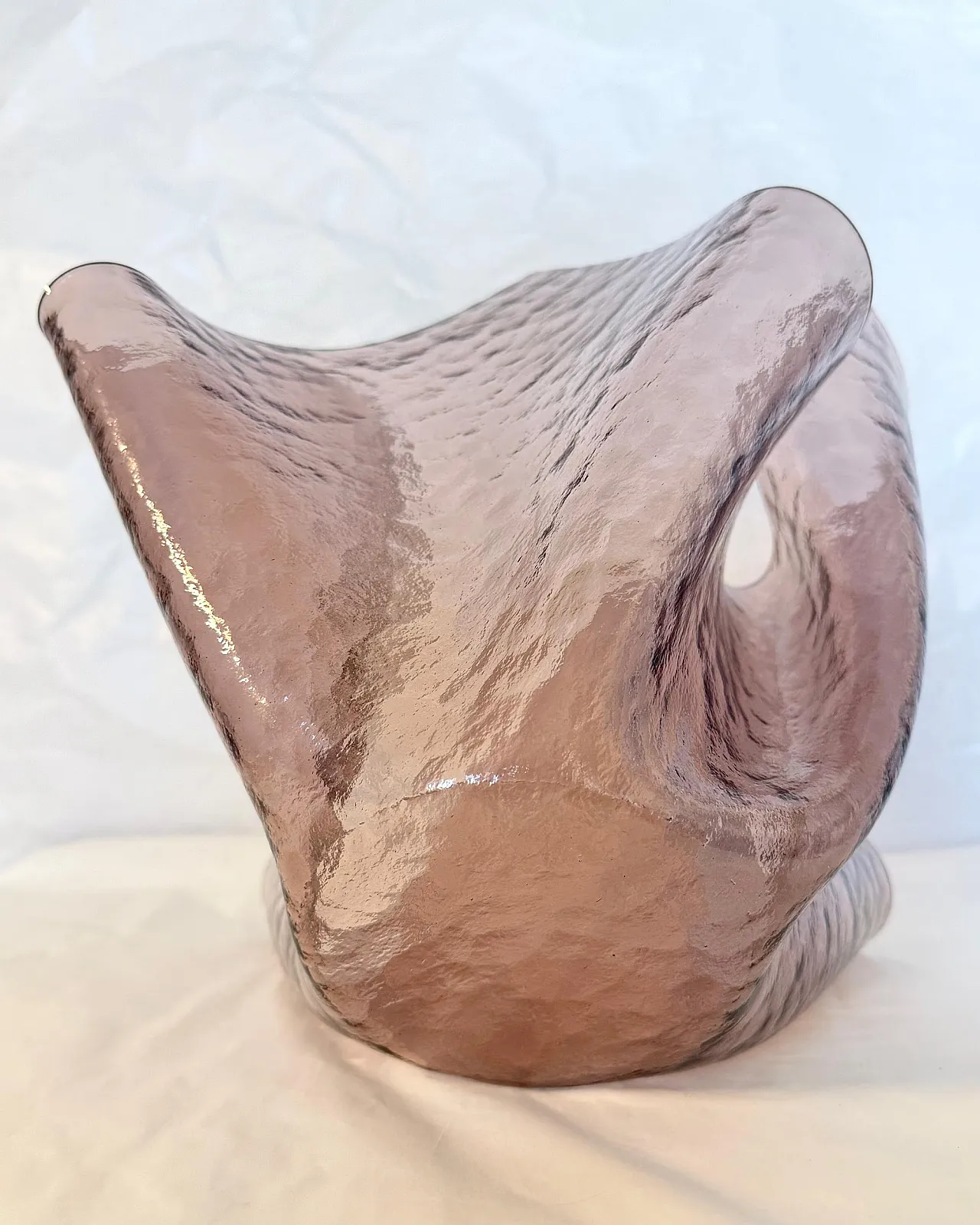 Old rose glass vase Cartoccio in the style of Fontana Arte, 1980s 10