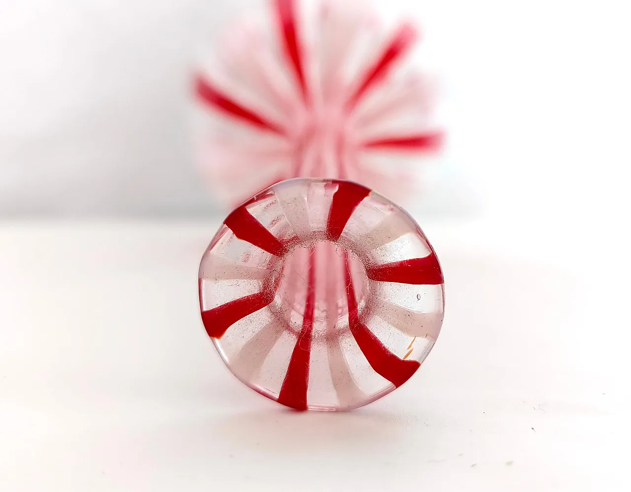 Glass bottle vase in the style of Gio Ponti, 1970s 7