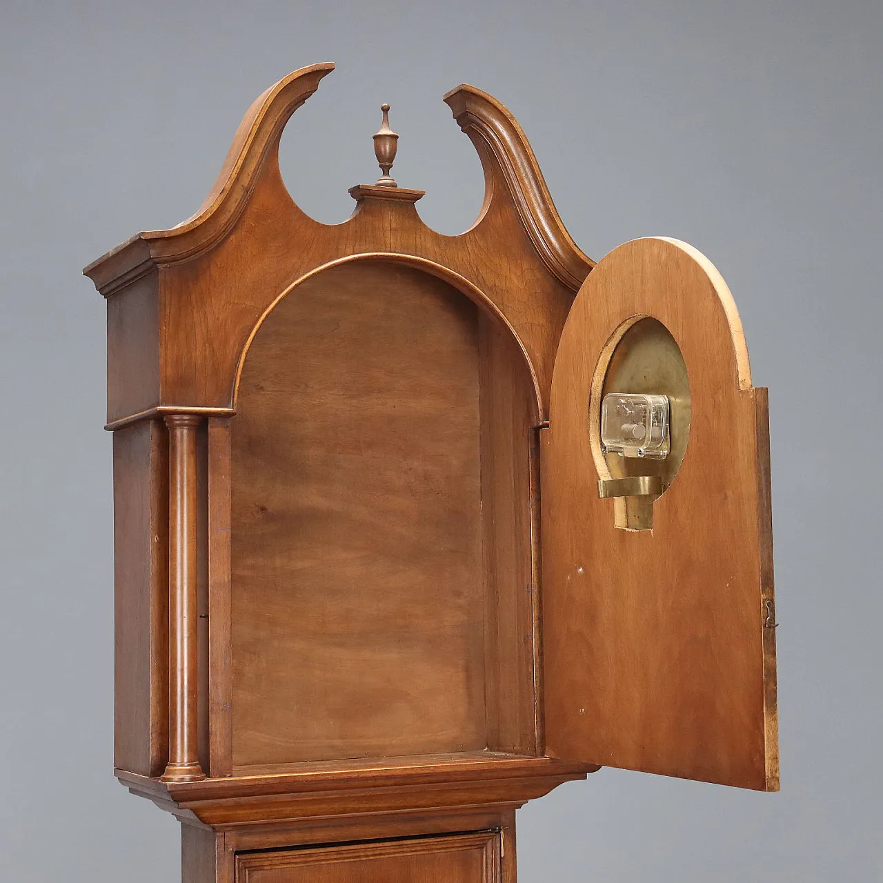 Style tower clock, 20th century 4