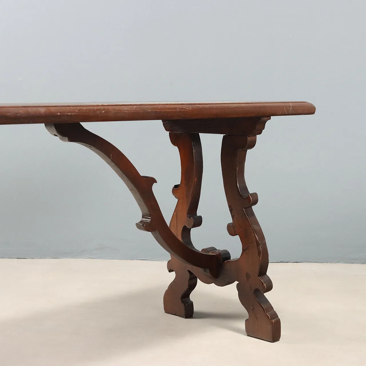 Pair of walnut benches, 20th century 6
