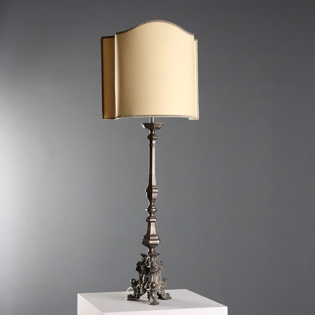 Styled torch holders, 20th century 9
