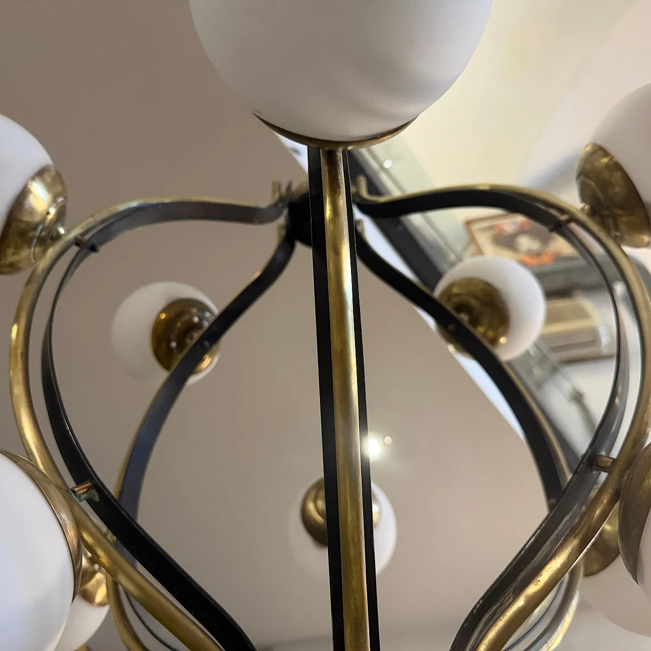 Mid-Century Modern brass and white glass chandelier by Stilnovo, 1950s 7