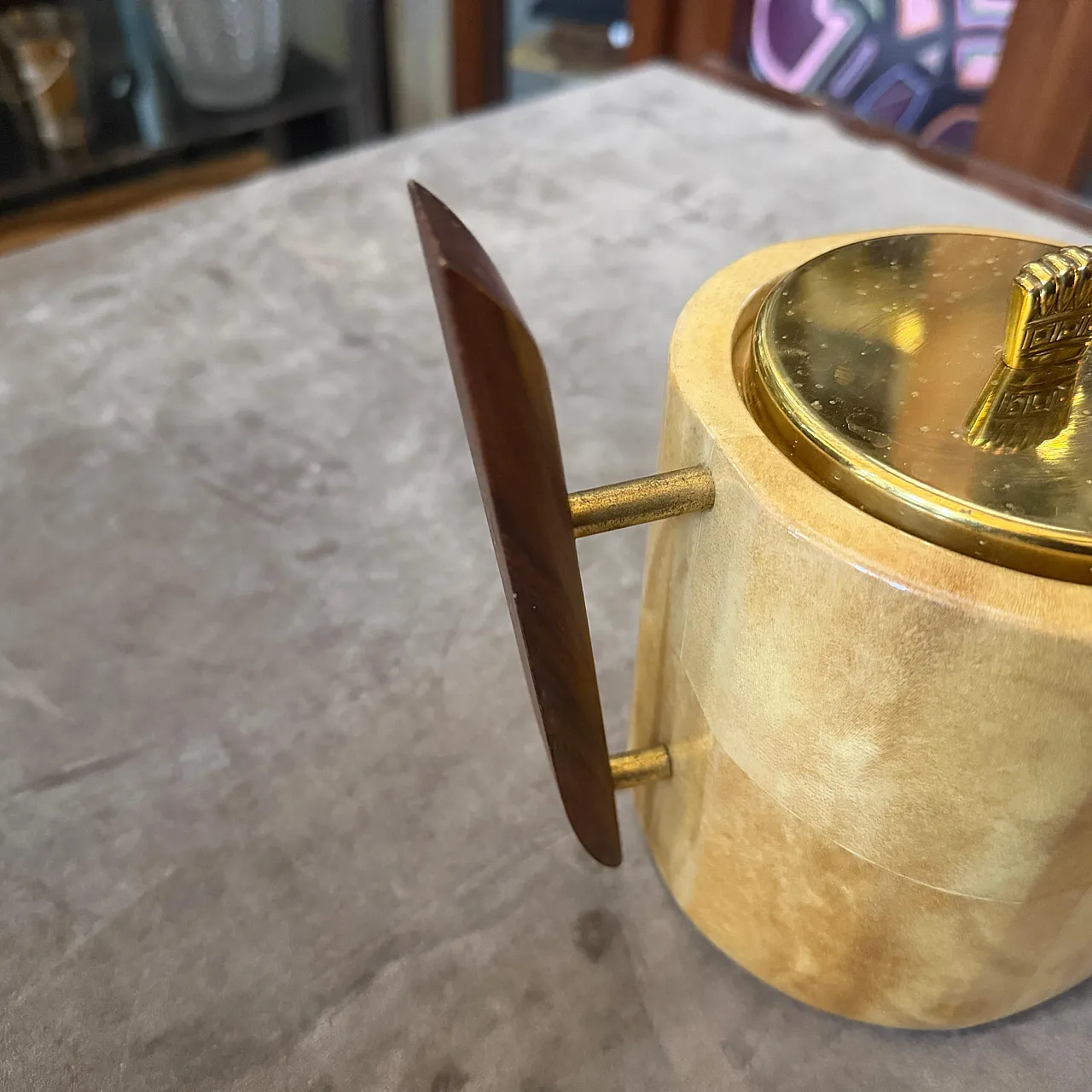 Aldo Tura Mid-Century Modern goatskin and brass ice bucket, 1950s 11