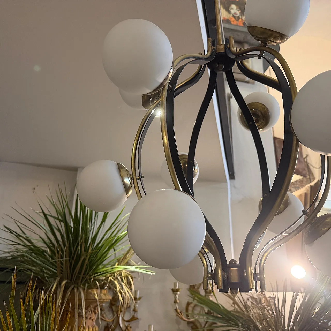 Mid-Century Modern brass and white glass chandelier by Stilnovo, 1950s 11