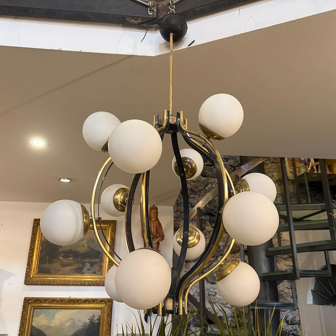 Mid-Century Modern brass and white glass chandelier by Stilnovo, 1950s 12