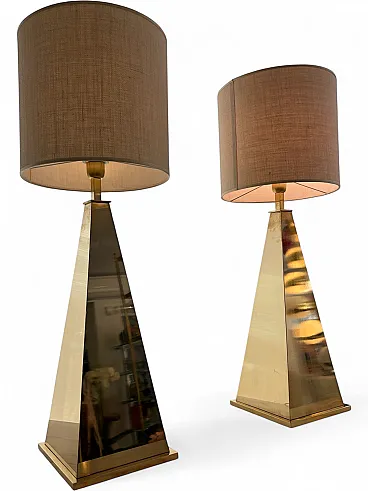 Coppia di lampade piramidali in ottone, anni '80