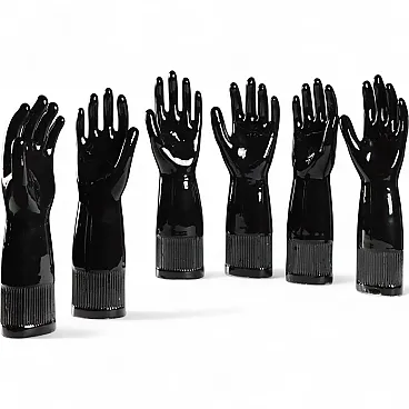 6 Pirelli porcelain glove molds from Lungavilla, 20th century