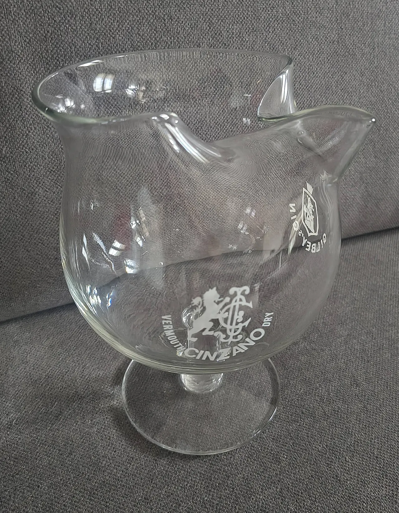 Cinzano Gallone carafe and Gilbey's Gin collection, 70s 7