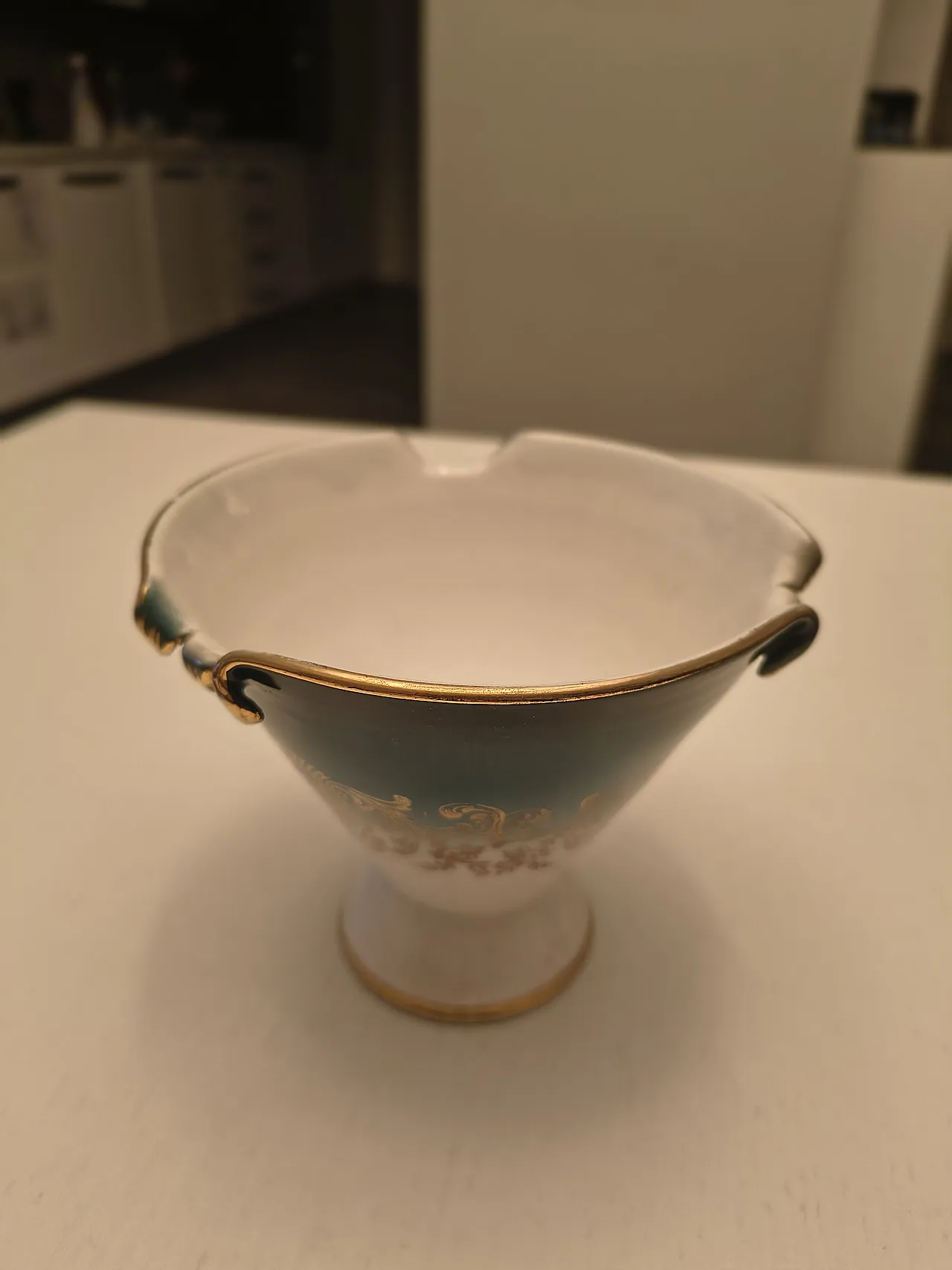 Porcelain cup, Carraresi manufacture, 50s 9