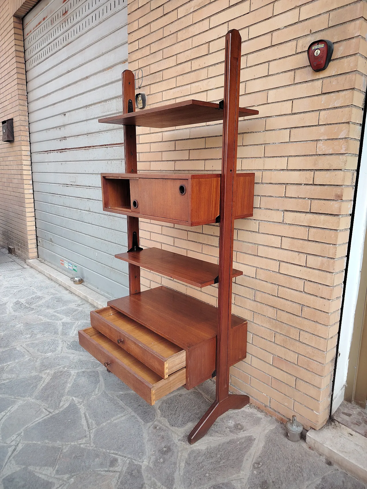 Libreria auto portante Mid century, anni '60 10