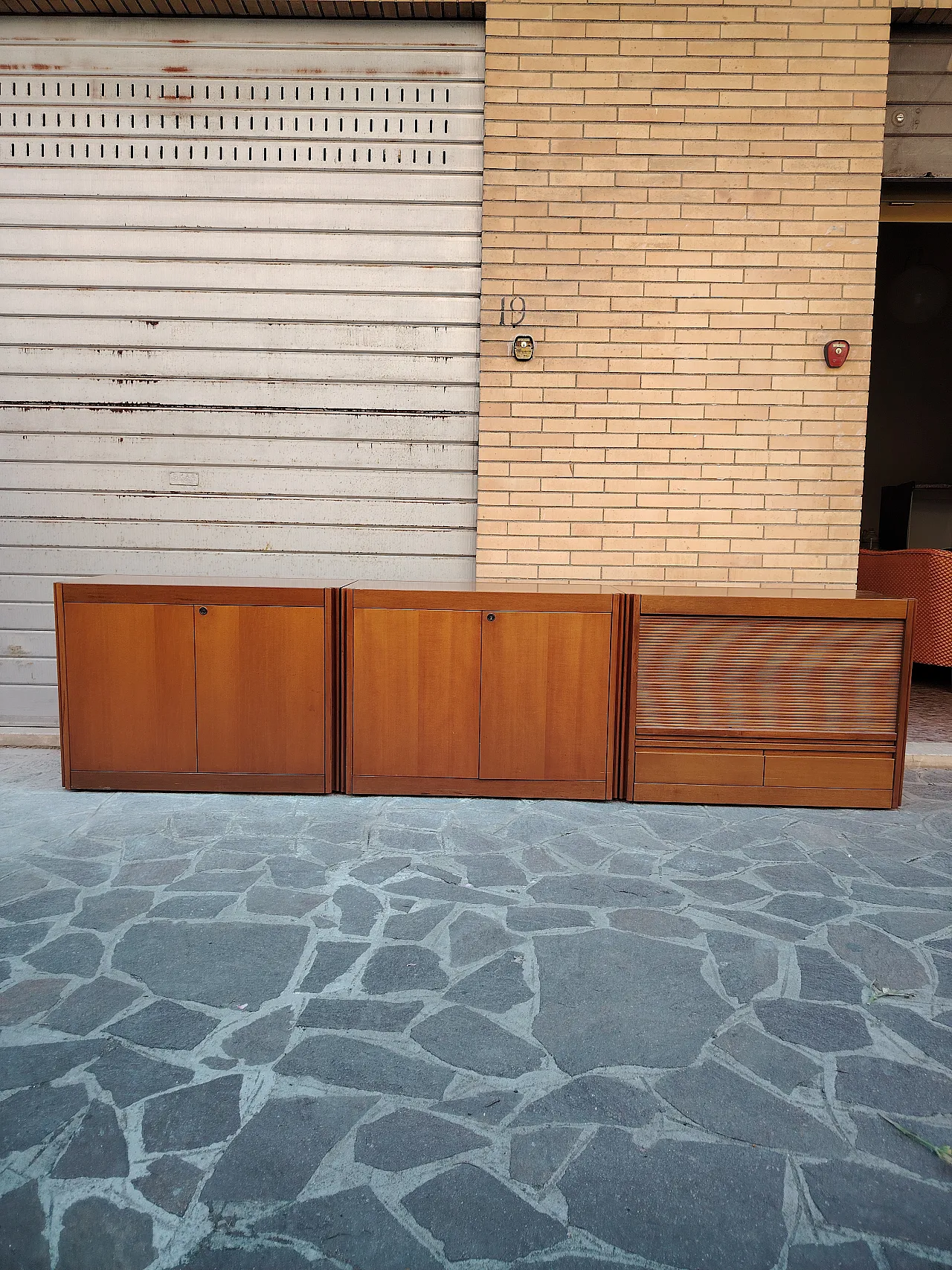 Credenze modulari di Angelo Mangiarotti per Molteni, anni '80 2