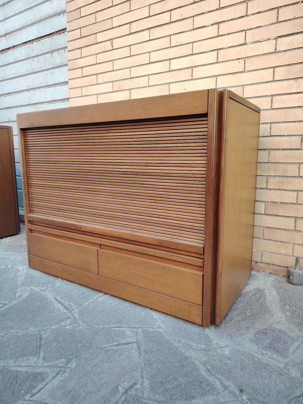 Credenze modulari di Angelo Mangiarotti per Molteni, anni '80 10
