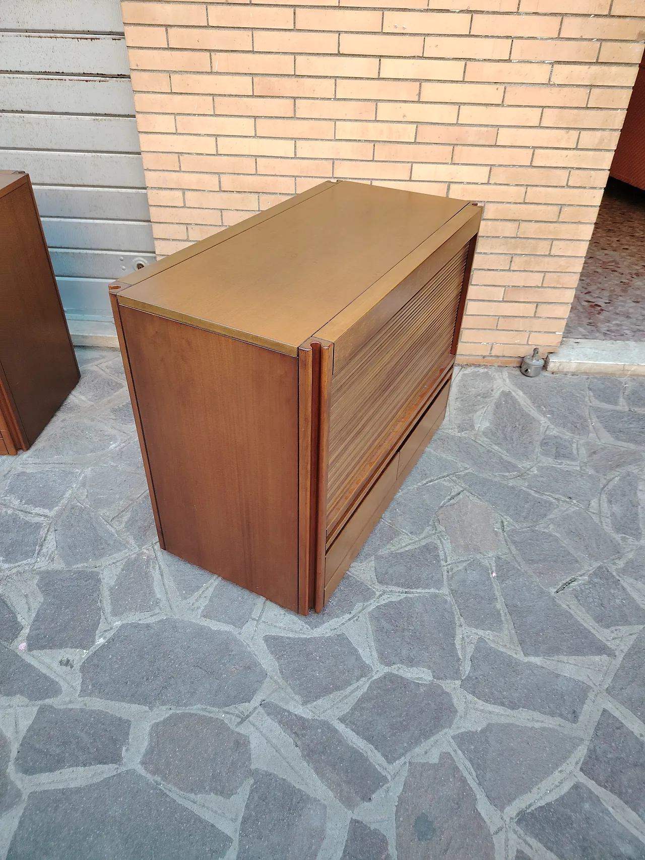 Credenze modulari di Angelo Mangiarotti per Molteni, anni '80 14
