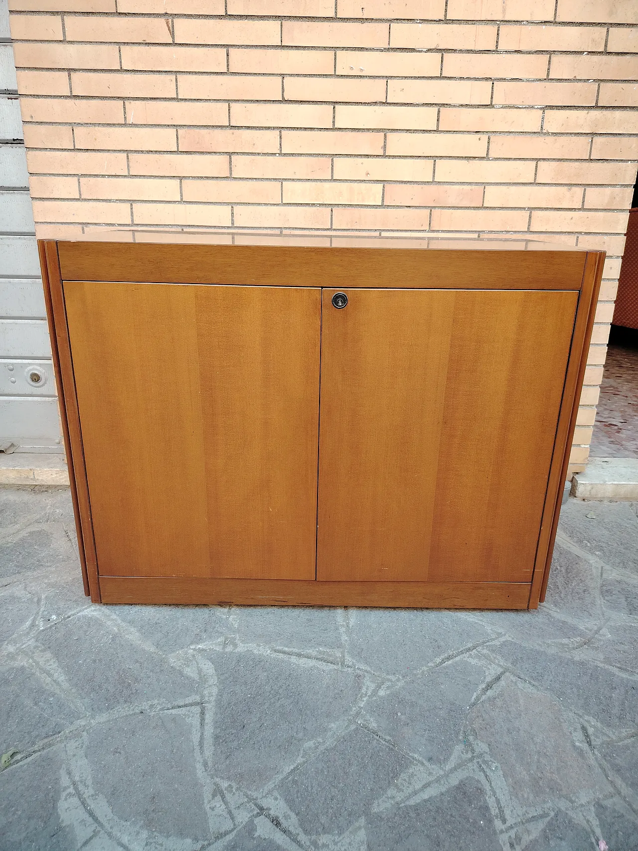 Credenze modulari di Angelo Mangiarotti per Molteni, anni '80 20