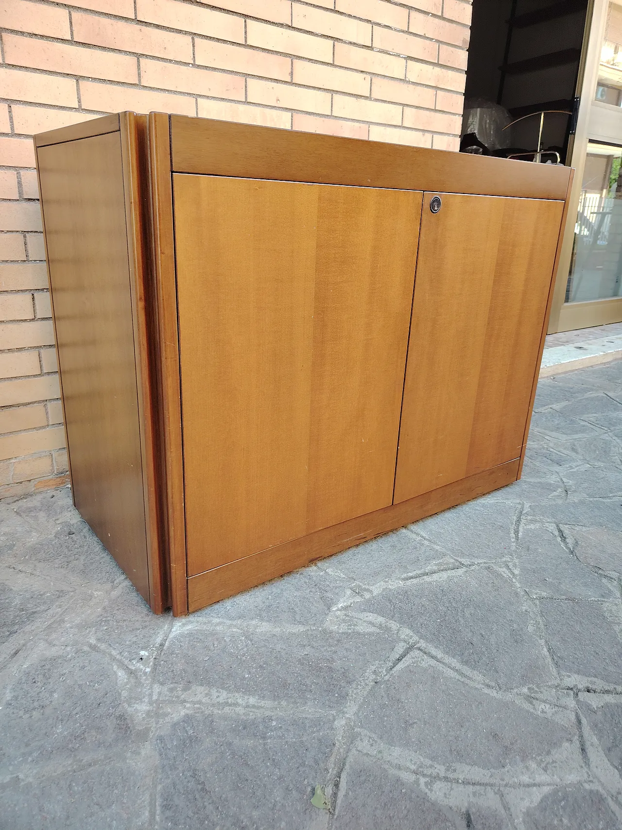 Credenze modulari di Angelo Mangiarotti per Molteni, anni '80 21