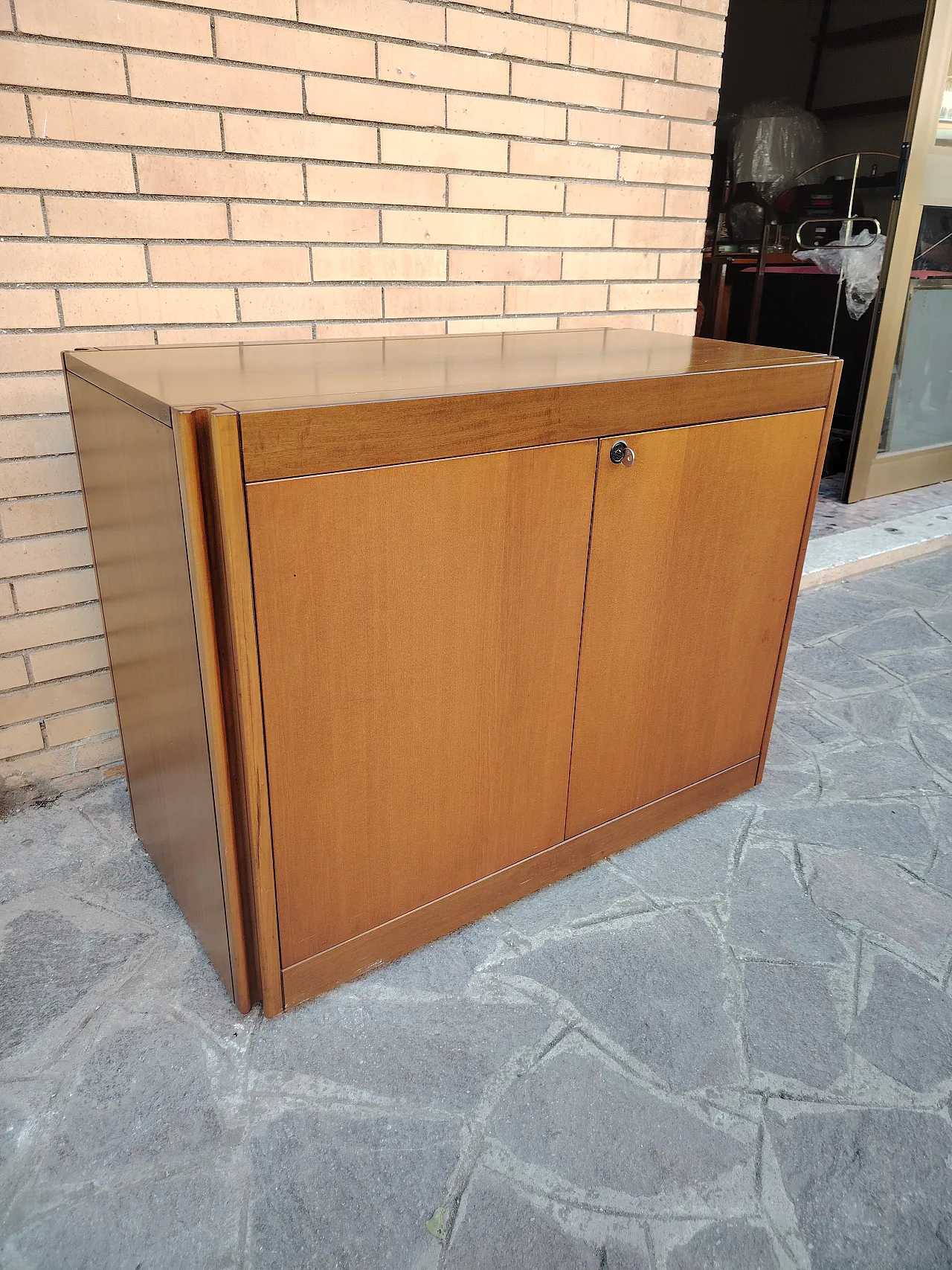 Credenze modulari di Angelo Mangiarotti per Molteni, anni '80 33