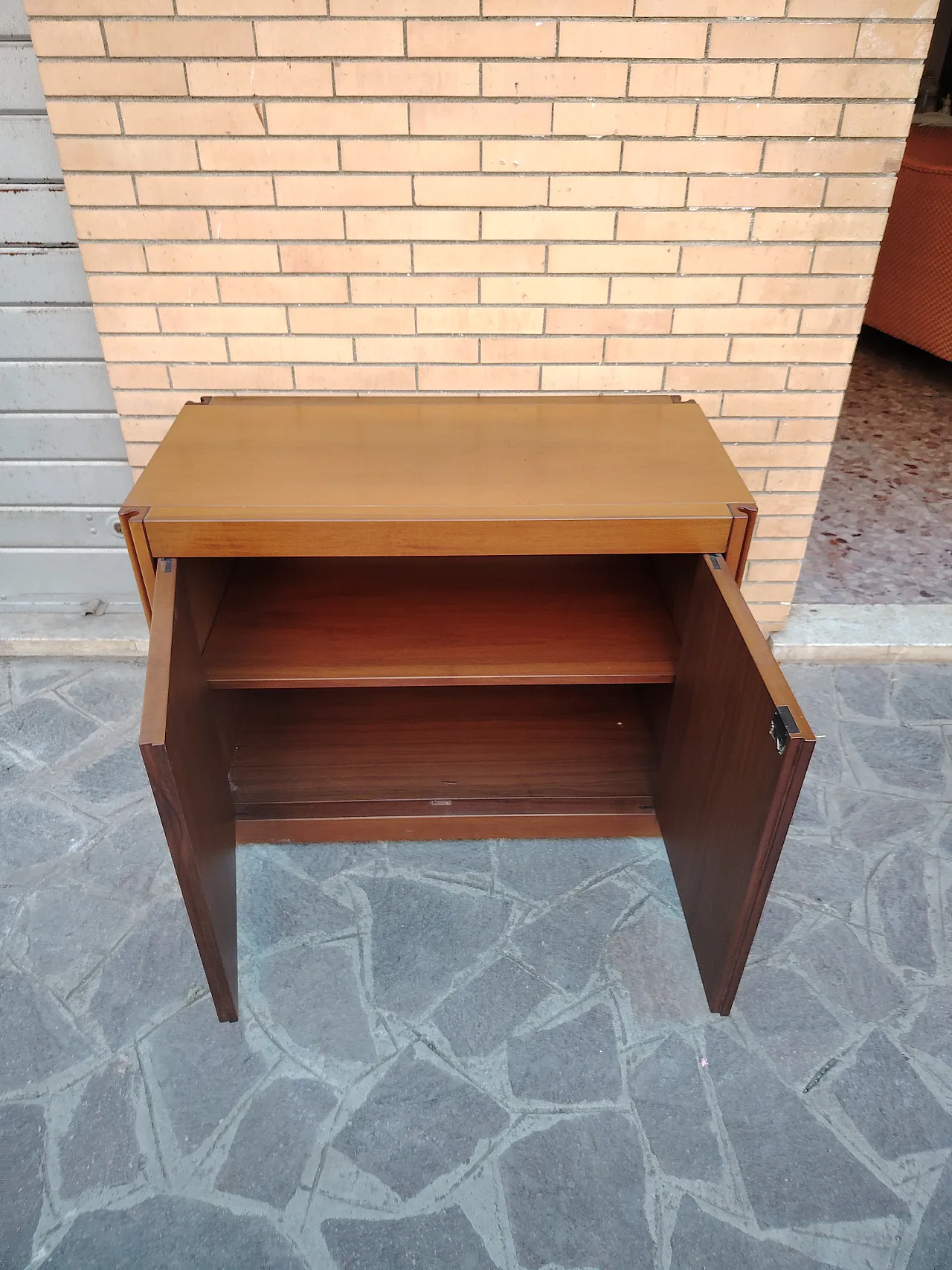 Credenze modulari di Angelo Mangiarotti per Molteni, anni '80 38