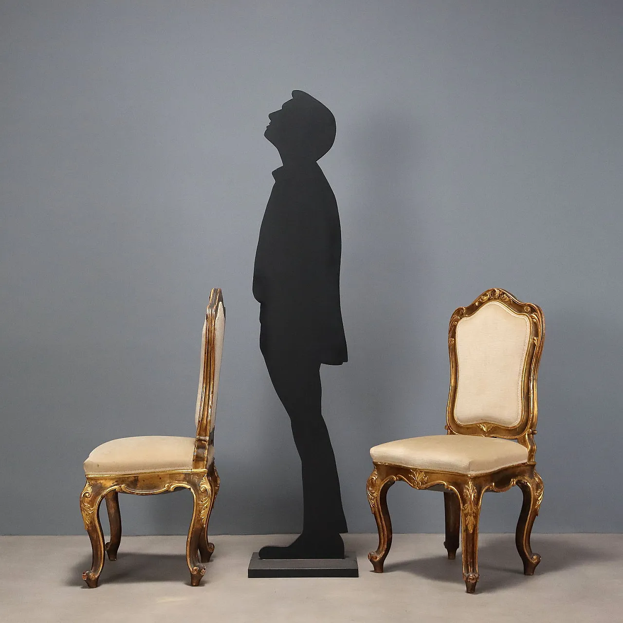 Pair of Eclectic chairs in carved and gilded wood, 19th century 2