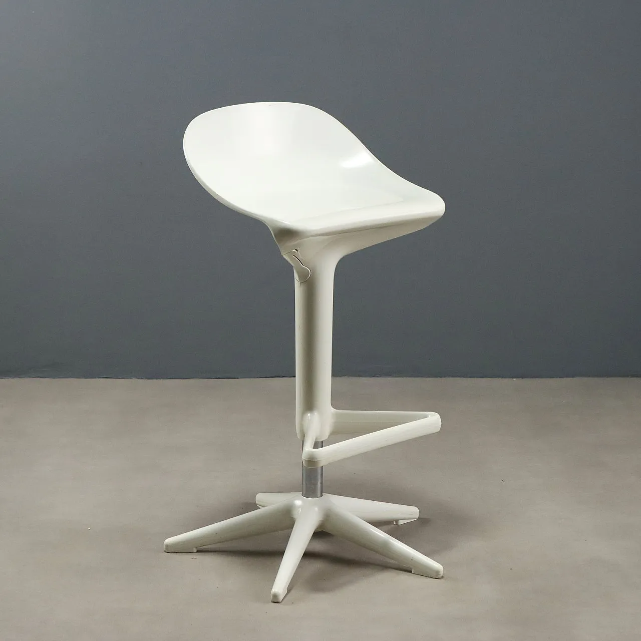 Spoon stool by Antonio Citterio for Kartell, 20th century 1