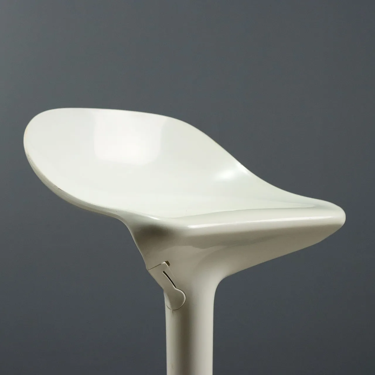 Spoon stool by Antonio Citterio for Kartell, 20th century 4