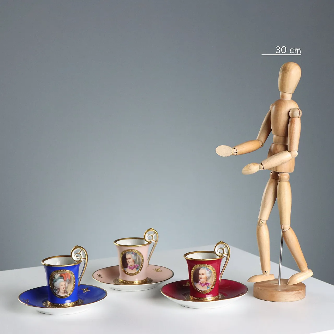 6 Porcelain cups made in Limoges, 20th century 2