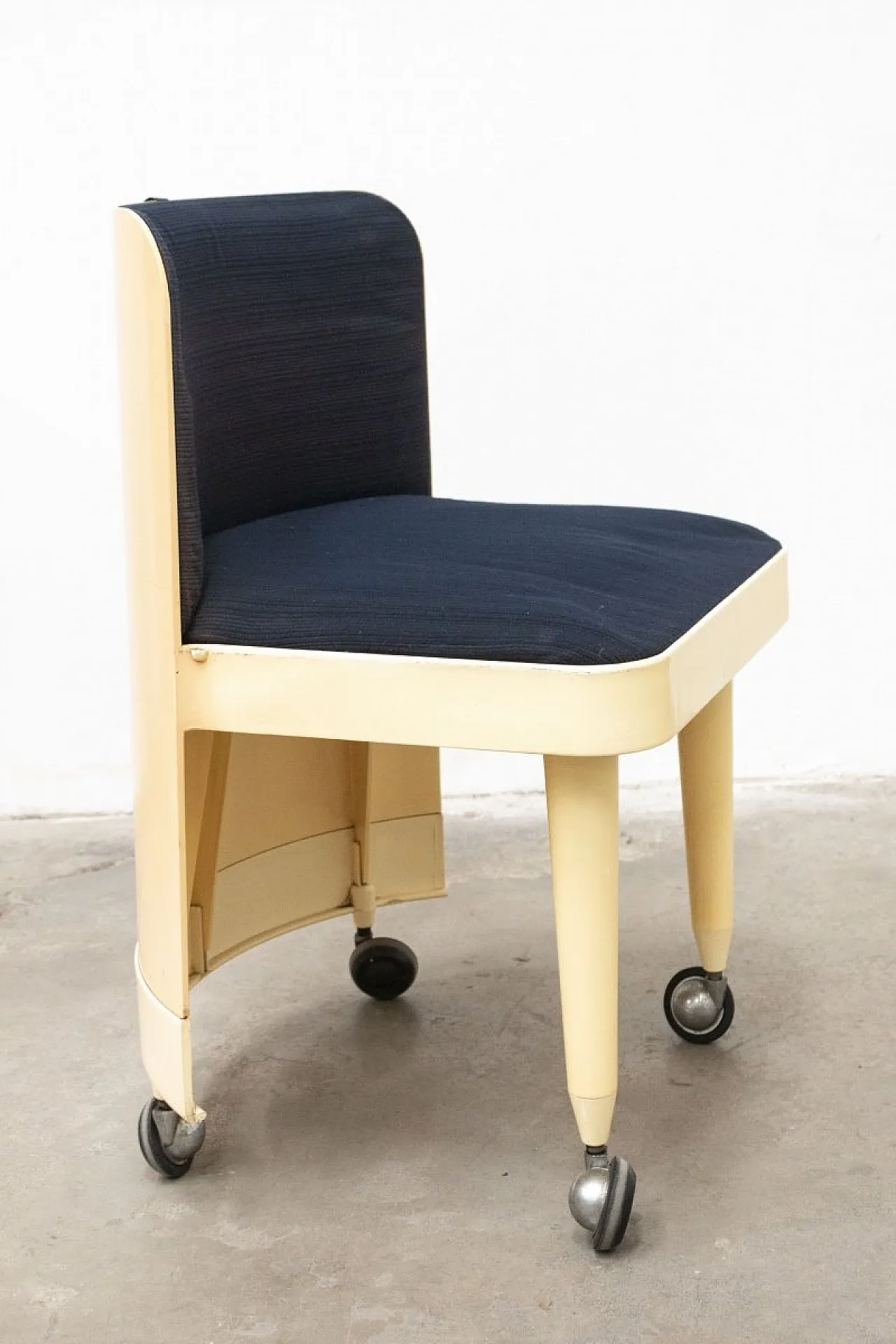 Space Age dressing table with chair, 1970s 13