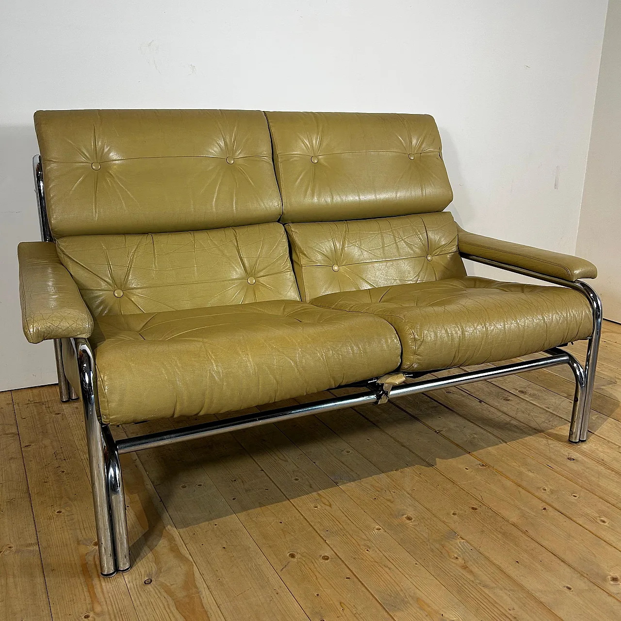Divano Alpha di Pieff per Heal’s in pelle nera, anni ’60 5