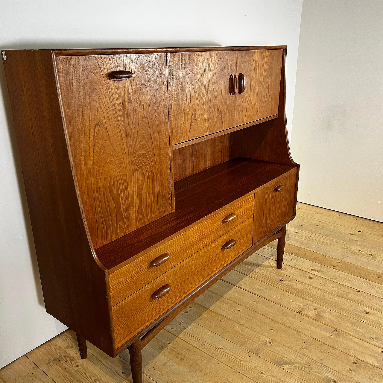 Highboard G Plan Fresco in teak inglese Mid-Century, anni ’60 5