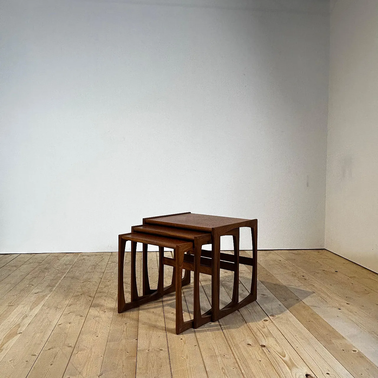 3 Tavolini a nido in teak danese Mid-Century, anni ’60 2