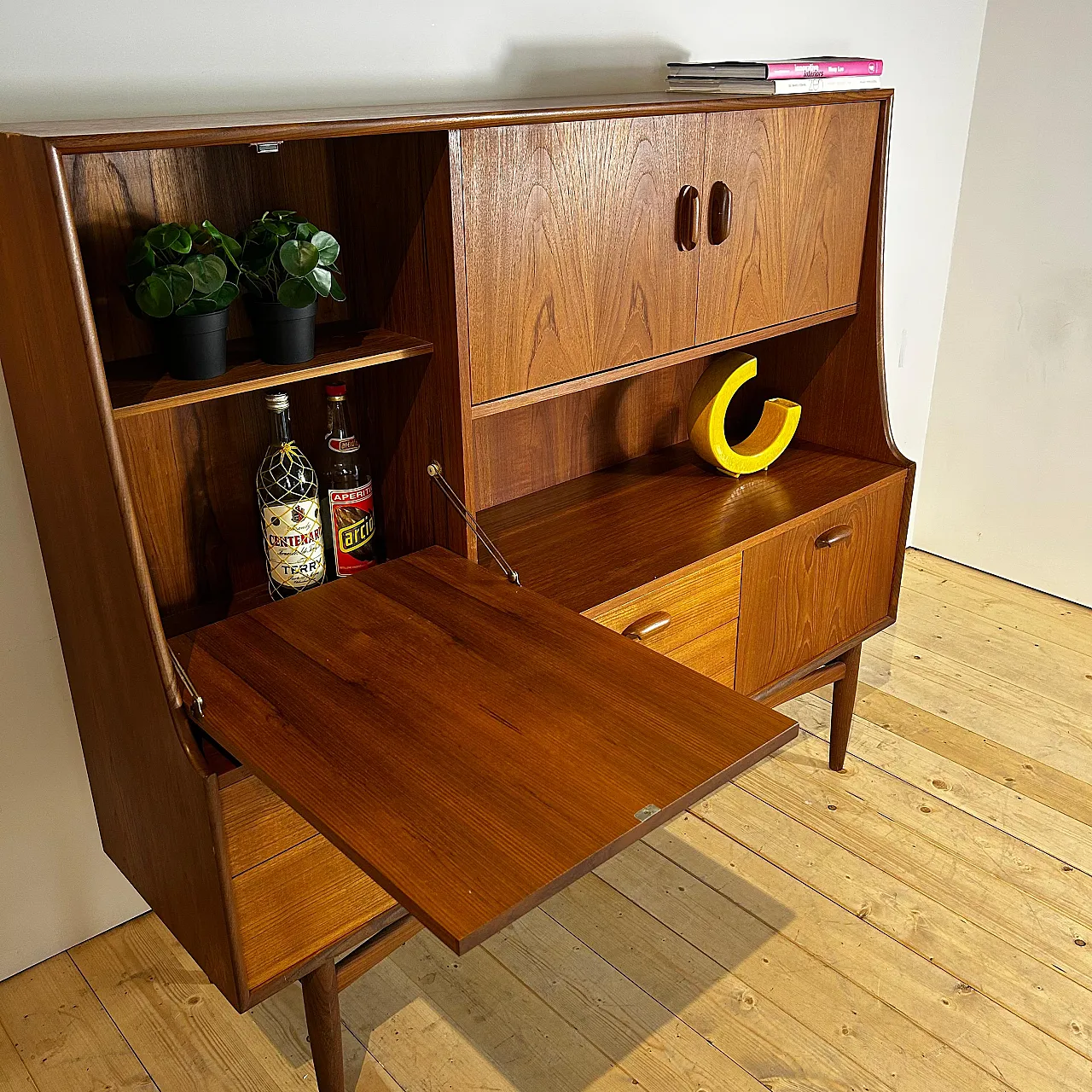 Highboard G Plan Fresco in teak inglese Mid-Century, anni ’60 15