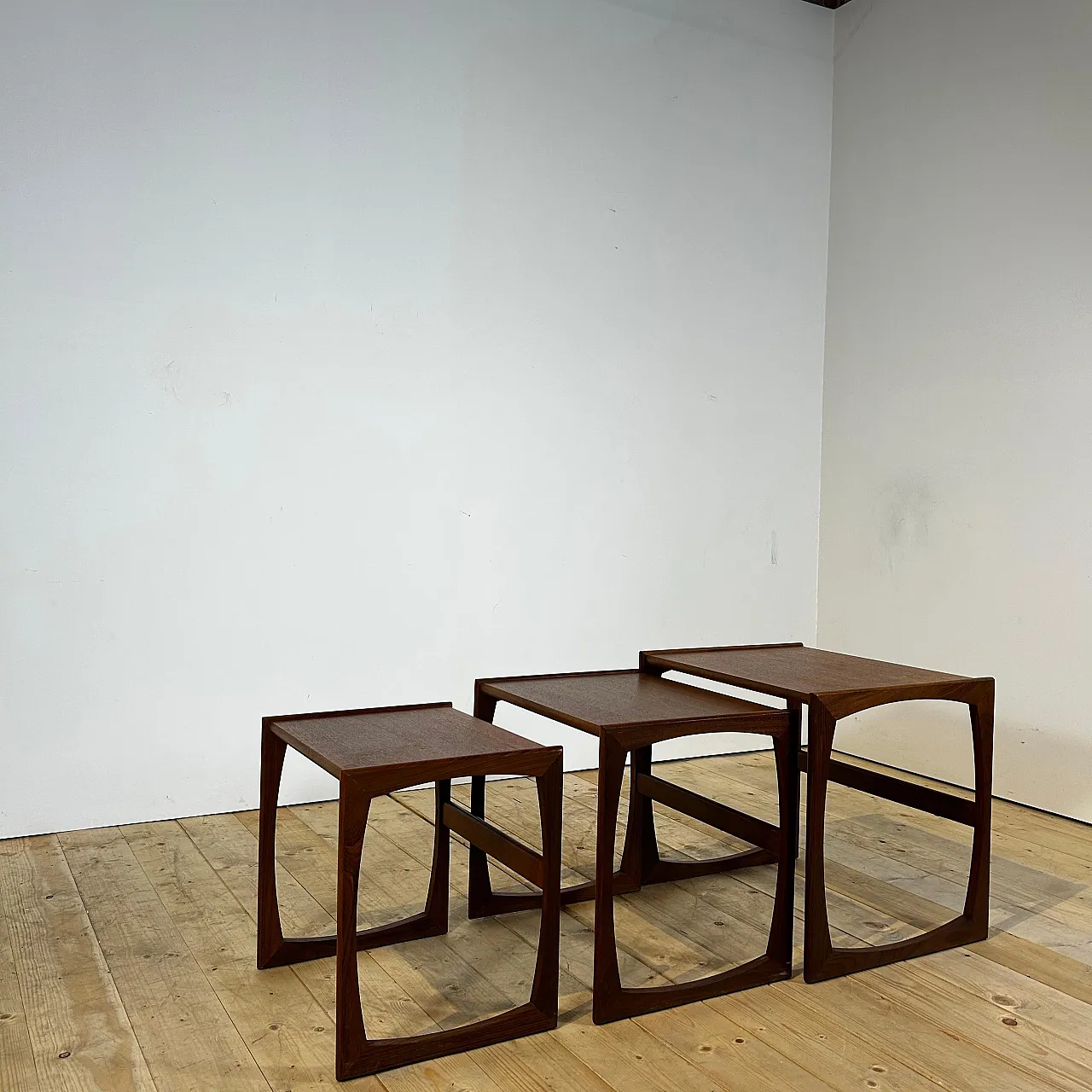 3 Tavolini a nido in teak danese Mid-Century, anni ’60 11