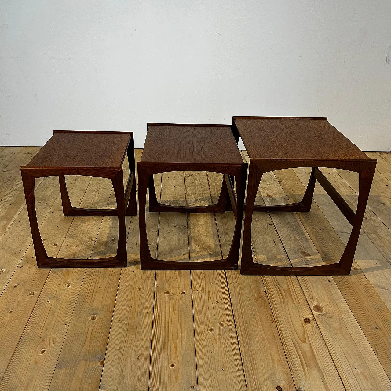 3 Tavolini a nido in teak danese Mid-Century, anni ’60 12