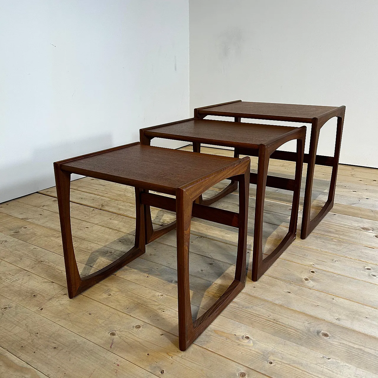 3 Tavolini a nido in teak danese Mid-Century, anni ’60 14
