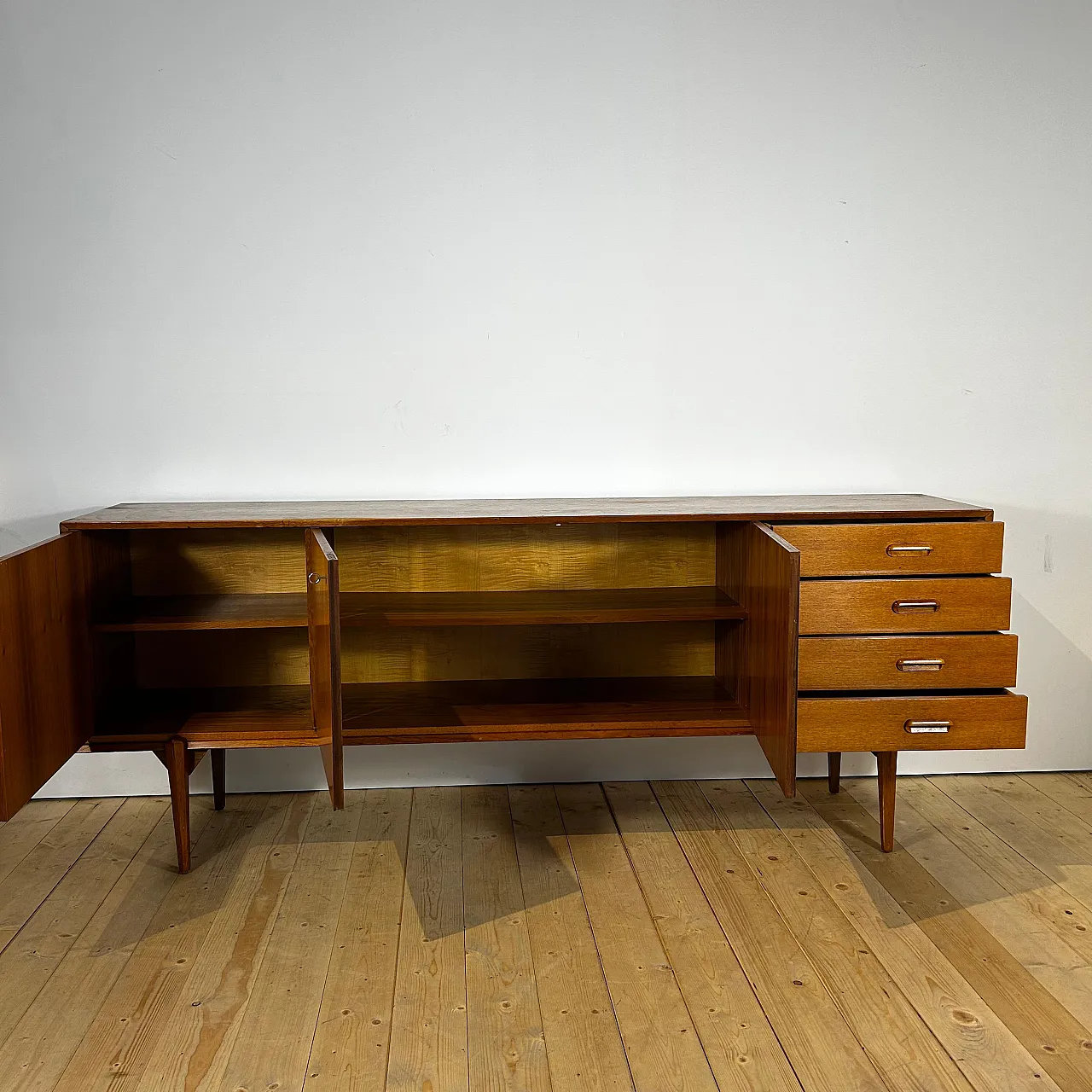 Sideboard danese in teak Scandinavian Modern, anni ’60 11