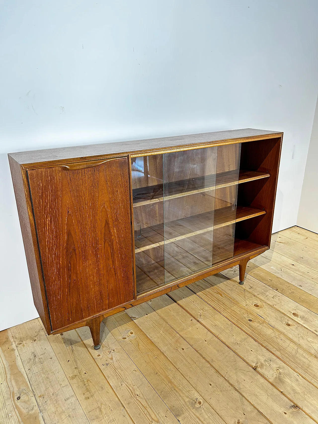 Credenza Dunvegan di A.H. McIntosh in teak, anni ’60 5