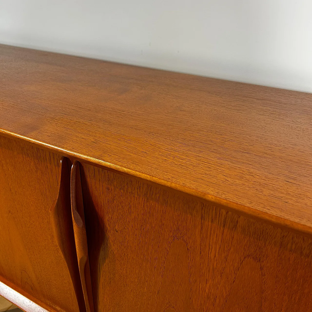 Credenza Jentique in teak inglese Mid-Century, anni ’60 6
