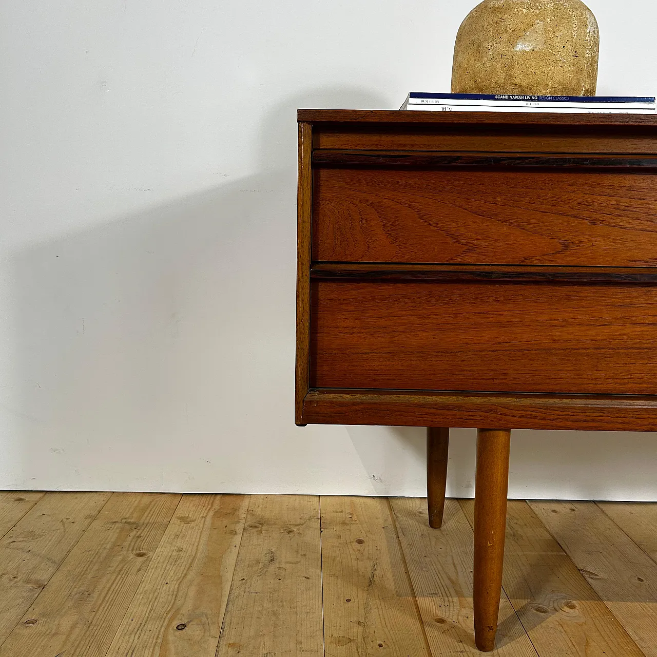 Cassettiera Austinsuite in teak inglese Mid-Century, anni ’60 11